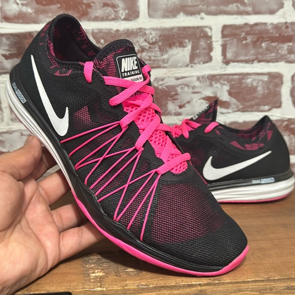 nike dual fusion hit women's